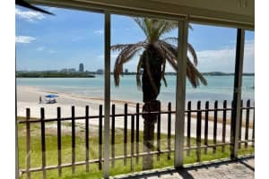 865 S Gulfview Blvd, Clearwater, FL 33767, Sold 05/19/22