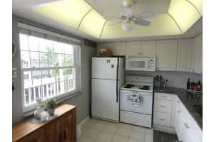 948 VIRGINIA ST #304, DUNEDIN, FL 34698 Sold 06/29/22