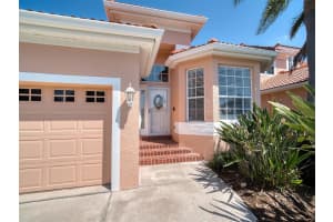134 Sand Key Estates Dr, Clearwater, FL 33767, Sold 05/12/22