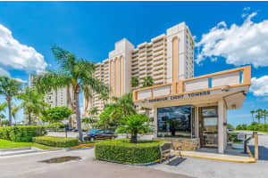 1270 Gulf Blvd, Clearwater, FL 33767, Sold 05/03/22