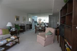 5130 BRITTANY DR S #105, ST PETERSBURG, FL 33715 Sold 07/12/22