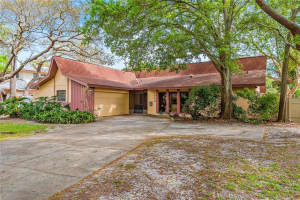 1942 Pinellas Point Dr S, St. Petersburg, FL 33712, Sold 05/06/22