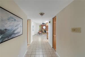 1942 Pinellas Point Dr S, St. Petersburg, FL 33712, Sold 05/06/22