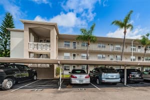 952 VIRGINIA ST #202, DUNEDIN, FL 34698 Sold 08/26/22