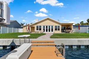 11970 7TH ST E, TREASURE ISLAND, FL 33706 Sold 11/01/22