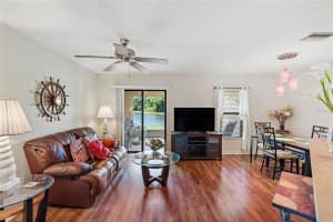 2418 Edgewater Falls Dr, Brandon, FL 33511, Sold 05/27/22