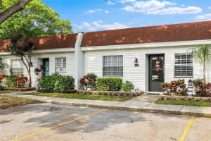 9136 Oakwood Ln, Seminole, FL 33776, Sold 05/23/22