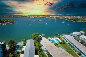 1847 Shore Dr S, South Pasadena, FL 33707, Sold 05/31/22