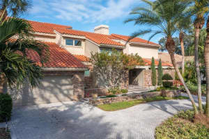 4931 61ST AVE S, ST PETERSBURG, FL 33715 Sold 08/12/22