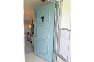 5257 81st Ln N, St. Petersburg, FL 33709, Sold 06/21/22