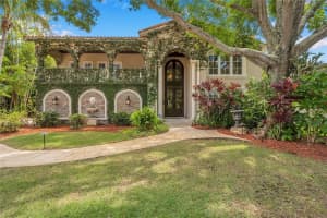 1150 FRIENDLY WAY S, ST PETERSBURG, FL 33705 Sold 08/24/22