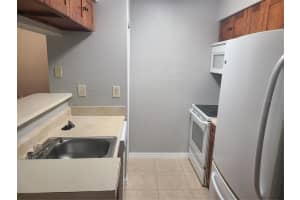 8718 MALLARD RESERVE DR #201, TAMPA, FL 33614 Sold 08/22/22