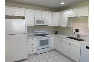 2720 Sand Hollow Ct, Clearwater, FL 33761, Sold 06/03/22