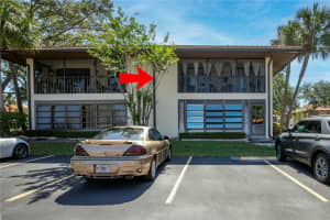 1808 HAMMOCK PINE BLVD #1808, CLEARWATER, FL 33761 Sold 07/15/22