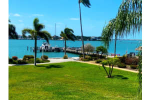 5108 Brittany Dr S, St. Petersburg, FL 33715, Sold 05/16/22