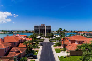 240 SAND KEY ESTATES DR #253, CLEARWATER, FL 33767 Sold 07/14/22