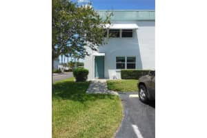 5267 81ST ST N #12, ST PETERSBURG, FL 33709 Sold 08/25/22