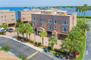 600 Reserve Ln, Dunedin, FL 34698, Sold 06/17/22
