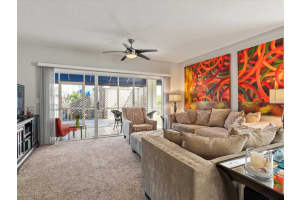 11351 Shipwatch Ln, Largo, FL 33774, Sold 05/27/22