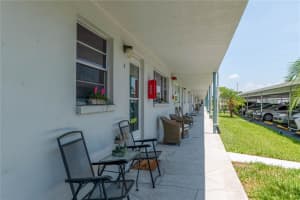 5356 81ST ST N #4, ST PETERSBURG, FL 33709 Sold 10/10/22