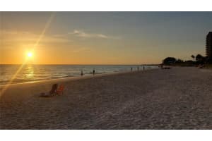7537 BAYSHORE DR #306, TREASURE ISLAND, FL 33706 Sold 10/28/22