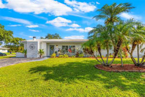 1001 38TH AVE NE, ST PETERSBURG, FL 33704 Sold 07/14/22
