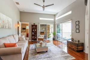 2108 Oak Cir, Tarpon Springs, FL 34689, Sold 06/24/22