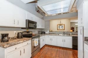 2108 Oak Cir, Tarpon Springs, FL 34689, Sold 06/24/22
