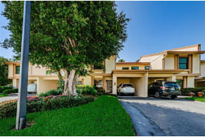 6140 SUN BLVD #3, ST PETERSBURG, FL 33715 Sold 10/03/22