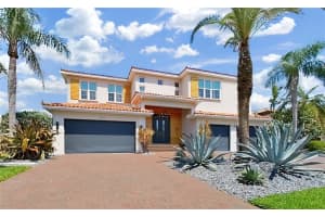 2075 CAROLINA AVE NE, ST PETERSBURG, FL 33703 Sold 05/19/23