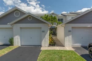 11375 Shipwatch Ln, Largo, FL 33774, Sold 06/07/22