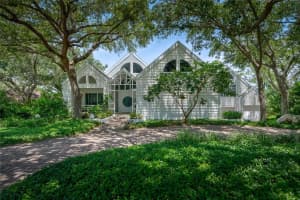 1226 Weybridge Ln, Dunedin, FL 34698, Sold 06/24/22
