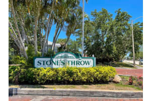 6908 Stonesthrow Cir N, St. Petersburg, FL 33710, Sold 06/24/22