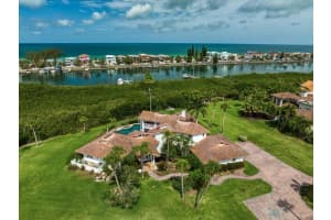 10850 SPRING ST, LARGO, FL 33774 Sold 08/15/23