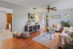 1204 Georgetowne Pl, Sarasota, FL 34232, Sold 06/21/22