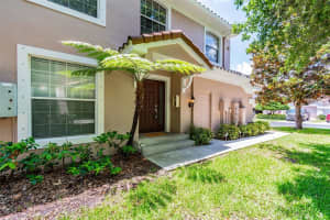 2055 Carriage Ln, Clearwater, FL 33765, Sold 06/27/22