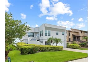 2015 N POINTE ALEXIS DR, TARPON SPRINGS, FL 34689 Sold 08/23/22
