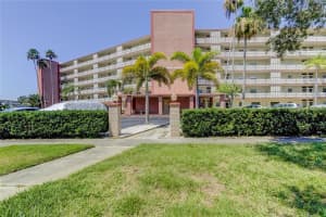 1868 Shore Dr S, South Pasadena, FL 33707, Sold 06/08/22