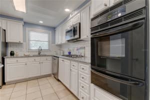 1868 Shore Dr S, South Pasadena, FL 33707, Sold 06/08/22