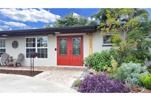 5099 42ND ST S, ST PETERSBURG, FL 33711 Sold 07/21/22