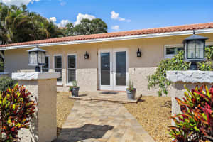5814 51ST ST S, ST PETERSBURG, FL 33715 Sold 08/29/22
