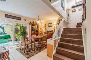2738 FOXFIRE CT, CLEARWATER, FL 33761 Sold 06/30/22