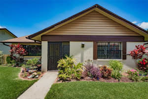 2621 LAURELWOOD DR, CLEARWATER, FL 33763 Sold 09/07/22