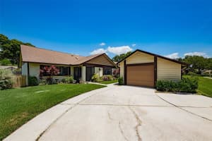 2621 LAURELWOOD DR, CLEARWATER, FL 33763 Sold 09/07/22