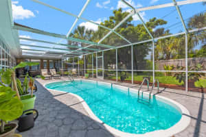 3825 42ND AVE S, ST PETERSBURG, FL 33711 Sold 07/15/22