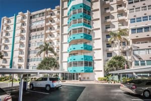 17400 GULF BLVD #E8, REDINGTON SHORES, FL 33708 Sold 08/29/22