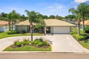 4001 48TH AVE S, ST PETERSBURG, FL 33711 Sold 07/20/22