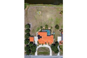 5023 LAKE TOSCANA DR, WIMAUMA, FL 33598 Sold 08/22/22