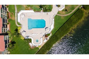 6268 PALMA DEL MAR BLVD S #204, ST PETERSBURG, FL 33715 Sold 09/30/22