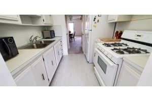 5217 81ST ST N #21 Bldg. 5, ST PETERSBURG, FL 33709 Sold 02/22/23